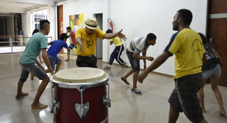 Tocantins Projeto Jogando Capoeira Angola Quebrando Preconceitos.jpg