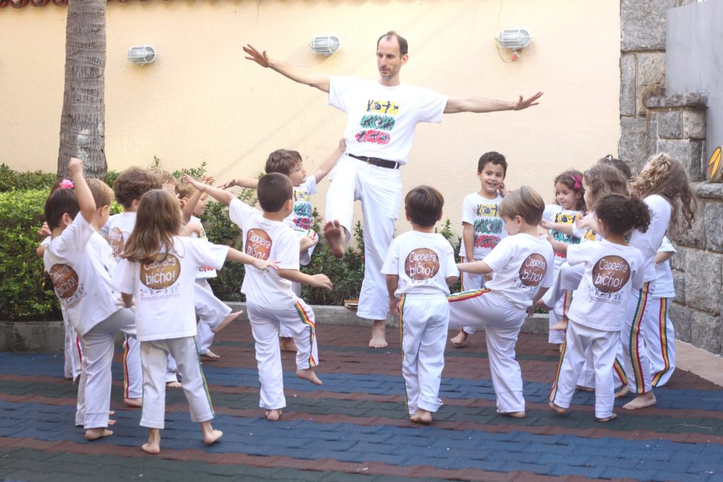 Mestre Ferradura em Portugal - Aula Aberta e Roda de Capoeira Capoeira Portal Capoeira